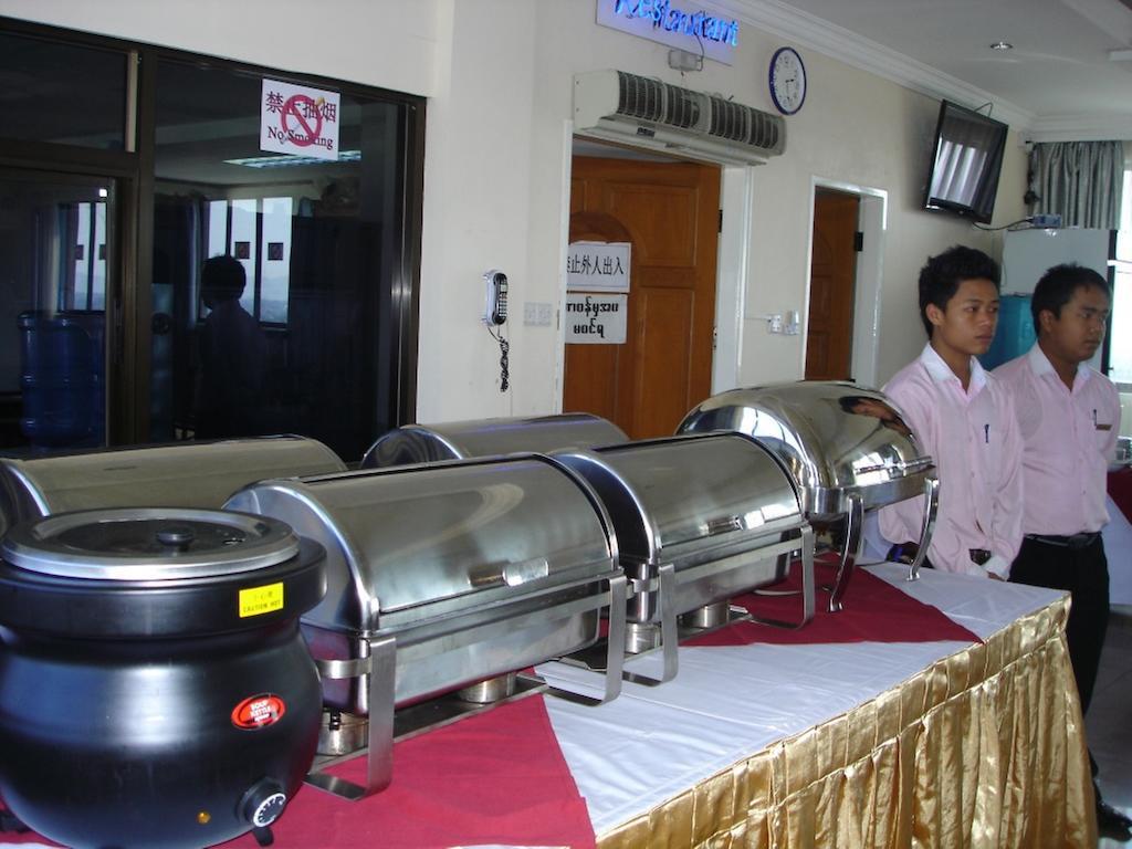 Royal Power Hotel Mandalay Exterior photo